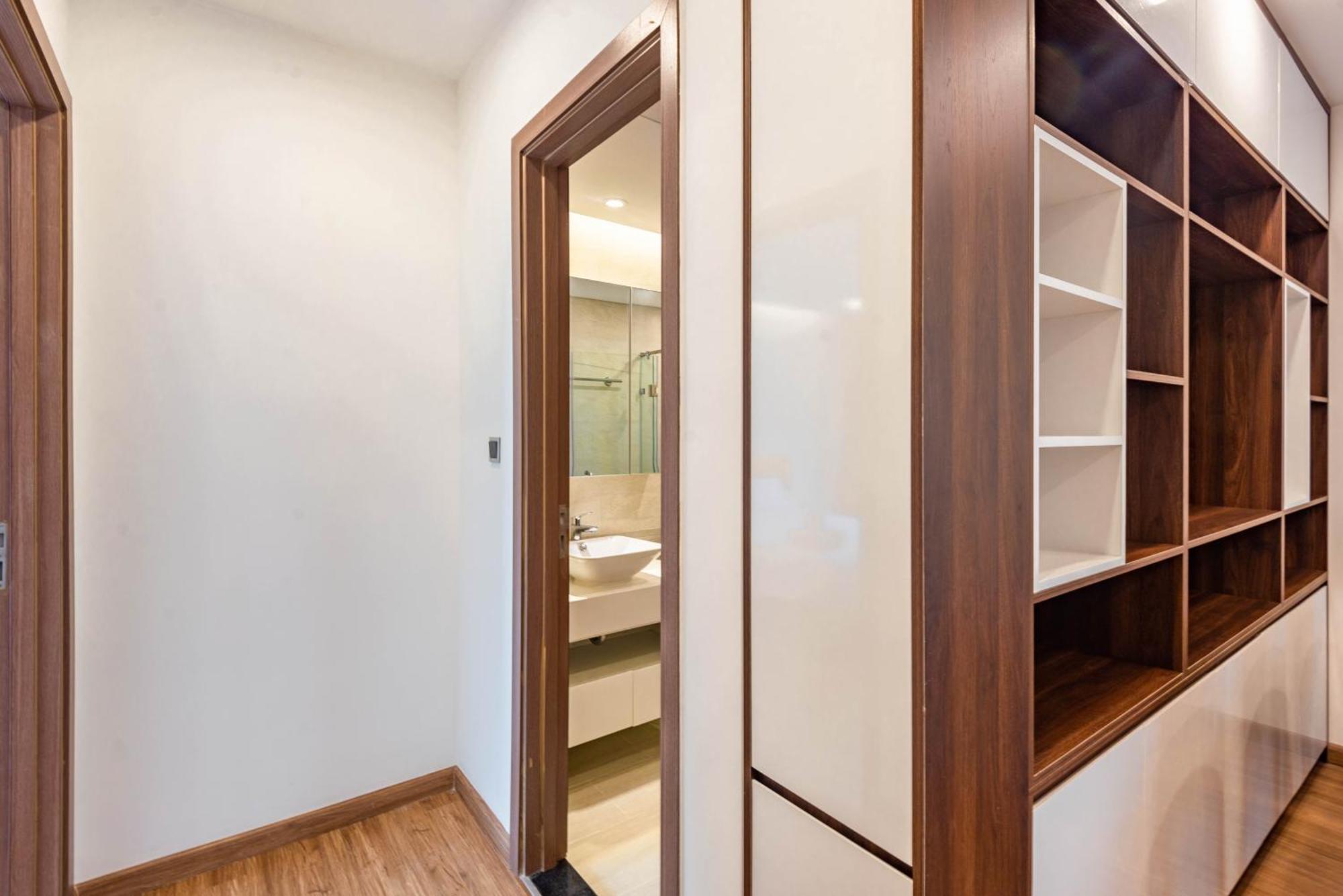 Luxury Serviced Apartment Vinhomes Metropolis Premium ฮานอย ภายนอก รูปภาพ