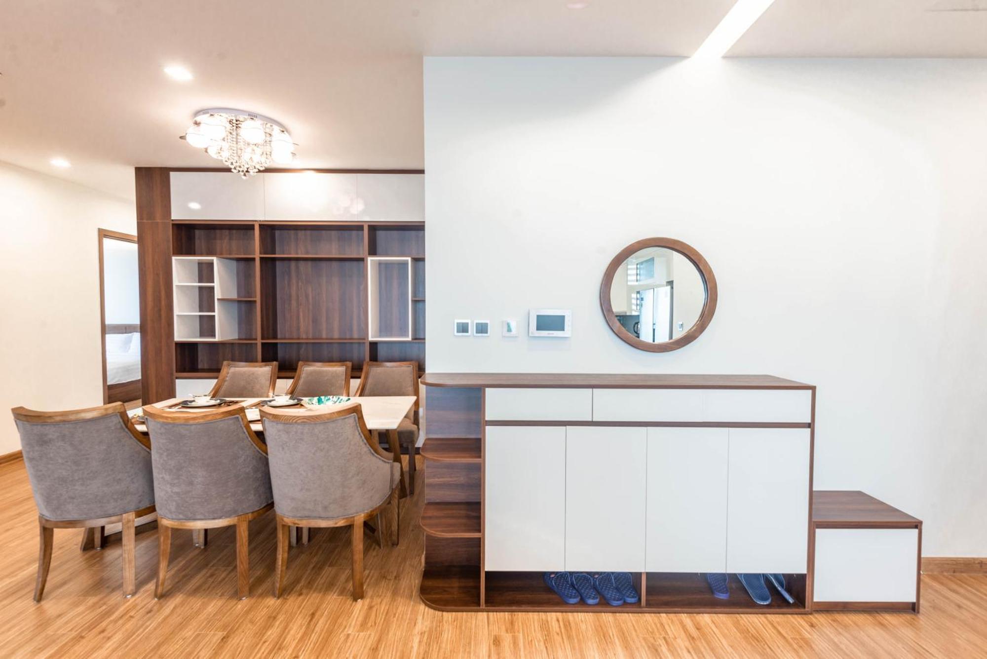Luxury Serviced Apartment Vinhomes Metropolis Premium ฮานอย ภายนอก รูปภาพ