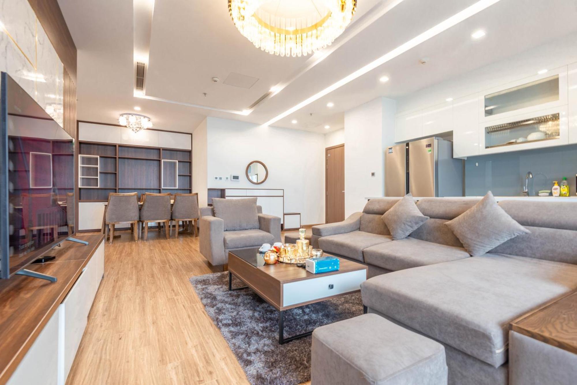 Luxury Serviced Apartment Vinhomes Metropolis Premium ฮานอย ภายนอก รูปภาพ