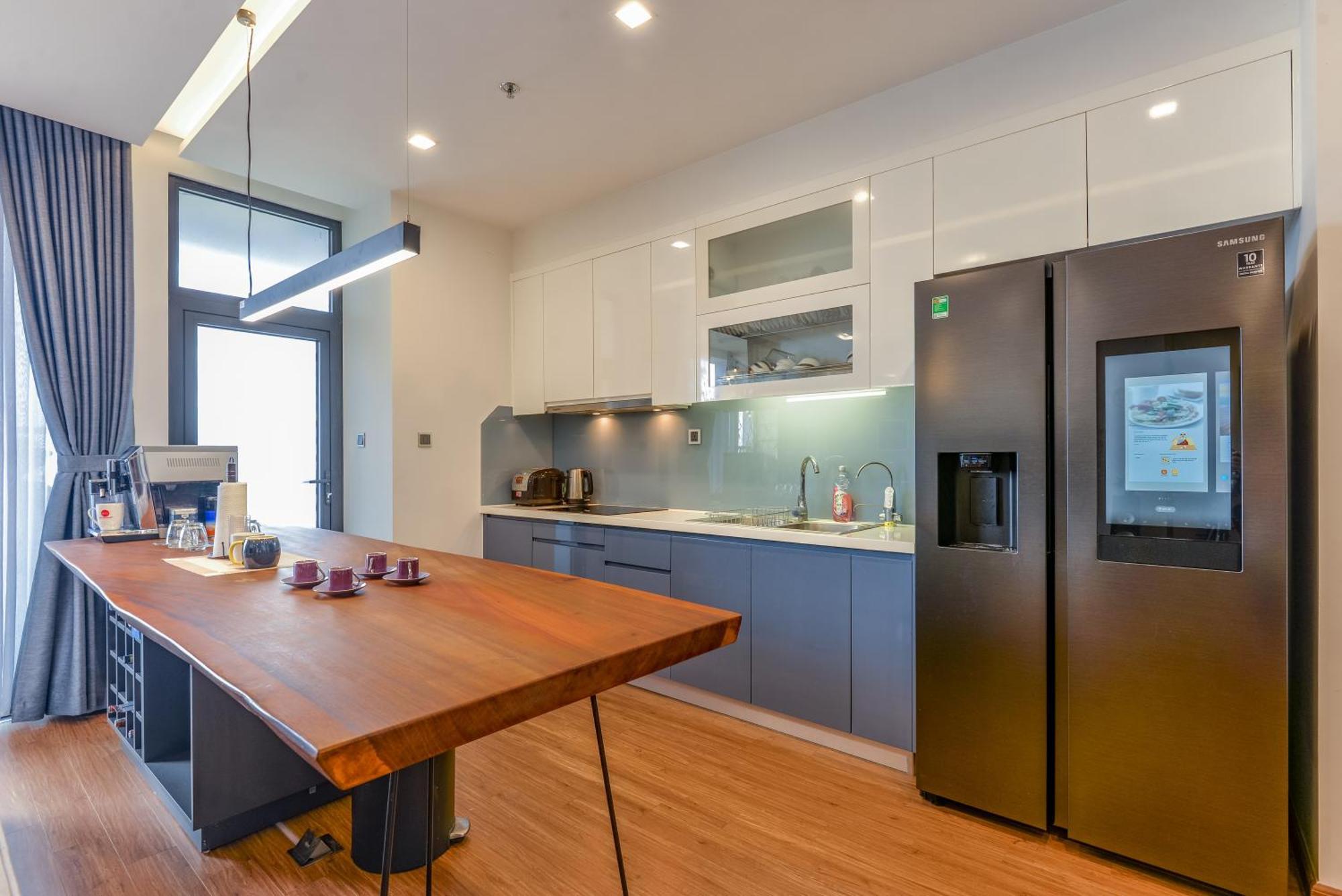 Luxury Serviced Apartment Vinhomes Metropolis Premium ฮานอย ภายนอก รูปภาพ
